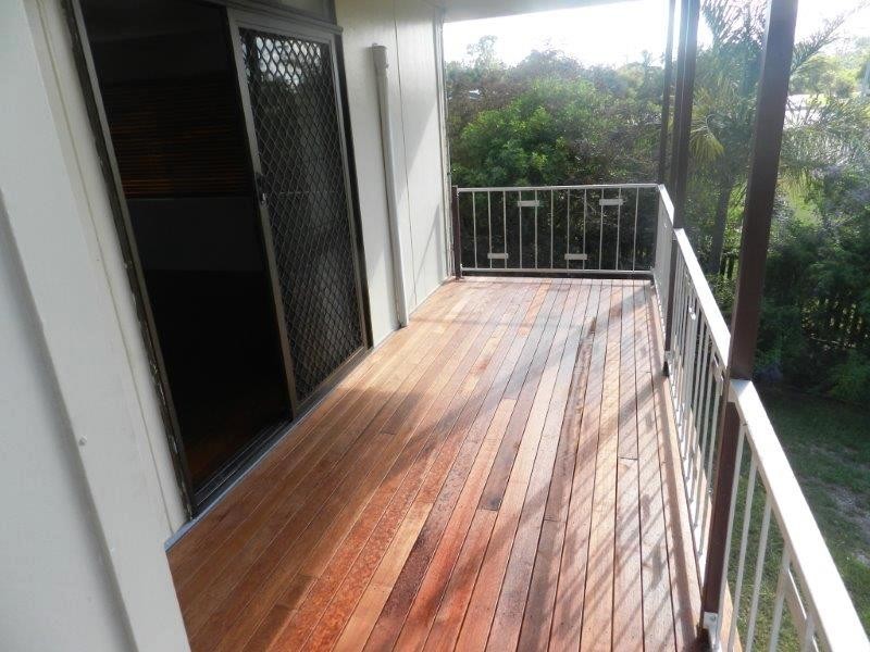 1 Carinya Drive, Clinton QLD 4680