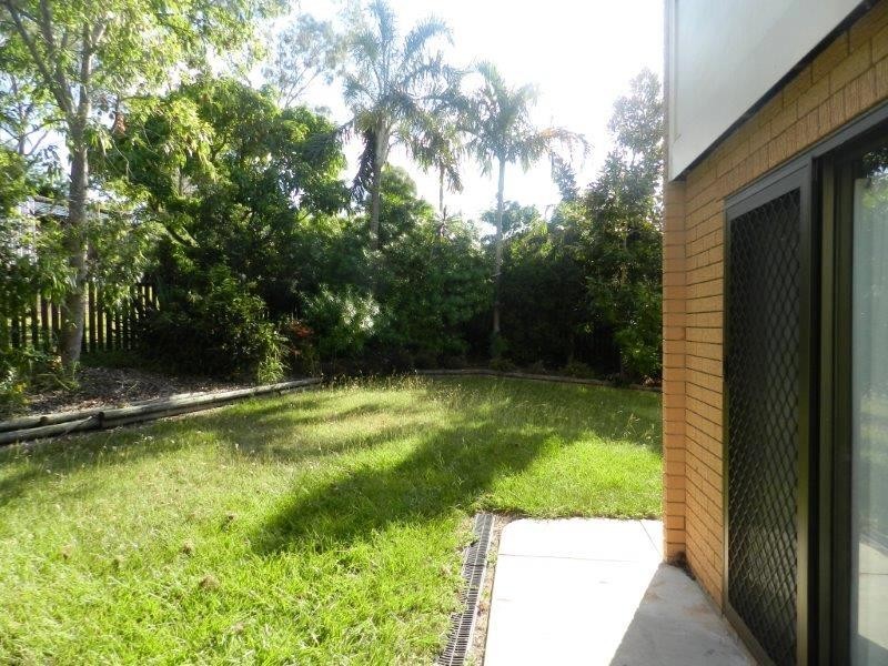 1 Carinya Drive, Clinton QLD 4680