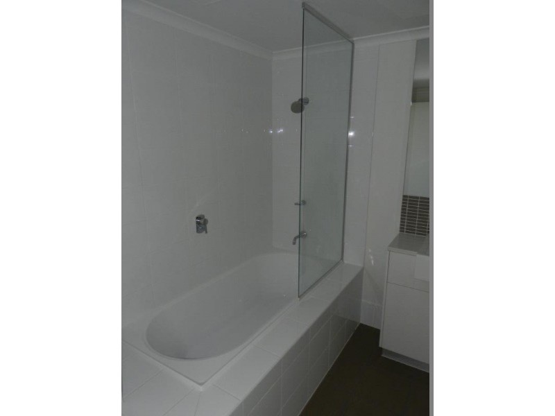 222/64 Glenlyon Street, Gladstone QLD 4680