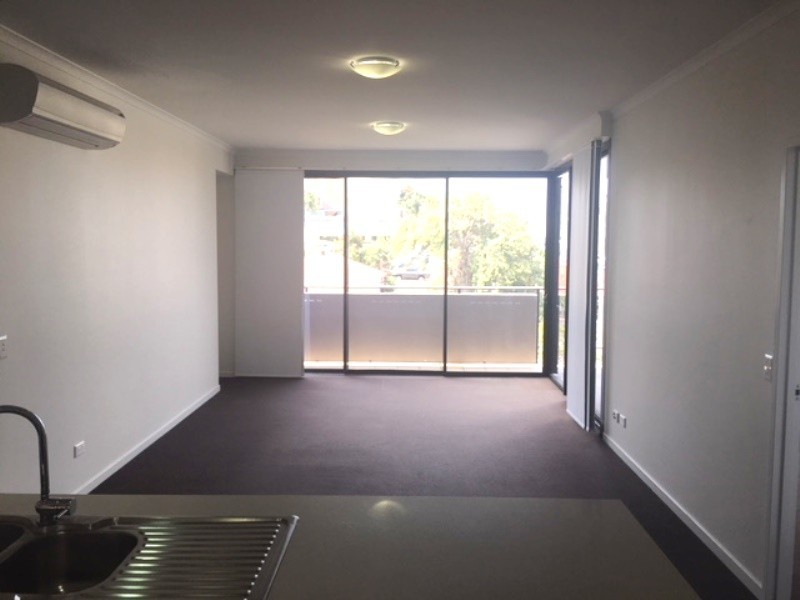 142/64 Glenlyon Street, Gladstone QLD 4680