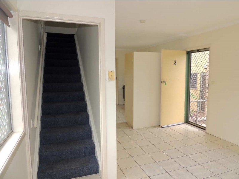 2/131 Toolooa Street, South Gladstone QLD 4680