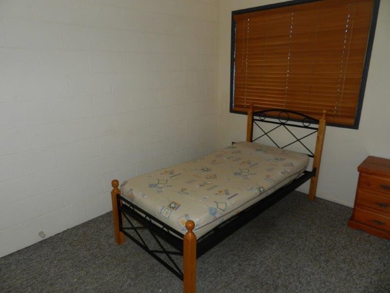 4/143 Toolooa Street, South Gladstone QLD 4680