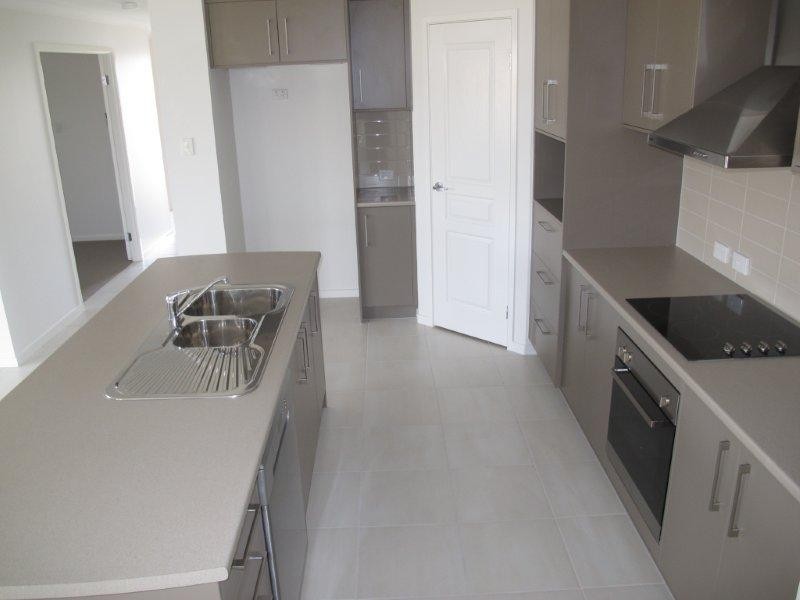 2 Sundew Street, New Auckland QLD 4680