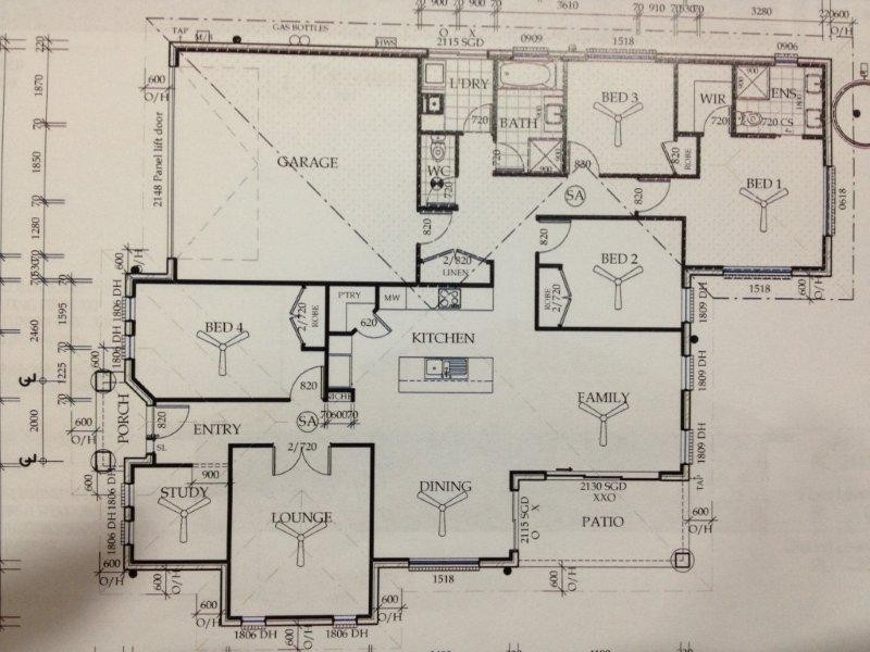 2 Sundew Street, New Auckland QLD 4680