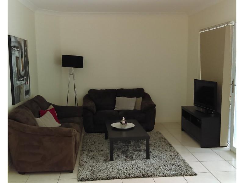 1/77-79 Tank Street, Gladstone QLD 4680