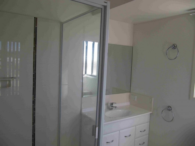 12 Markowitz Place, Kirkwood QLD 4680