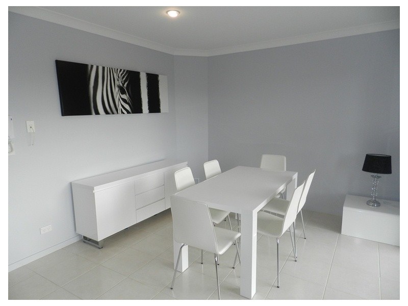 6/77-79 Tank Street, Gladstone QLD 4680