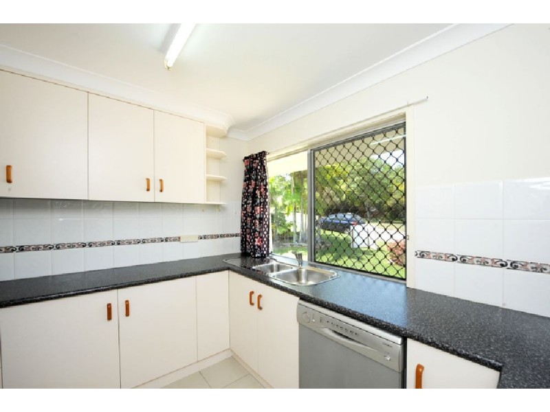 86 Allunga Drive, Glen Eden QLD 4680