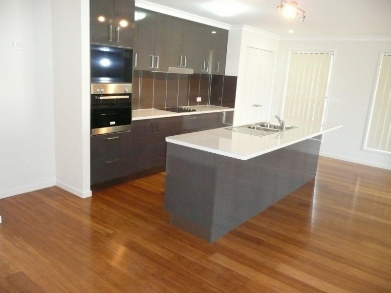 47 Briffney Street, Kirkwood QLD 4680