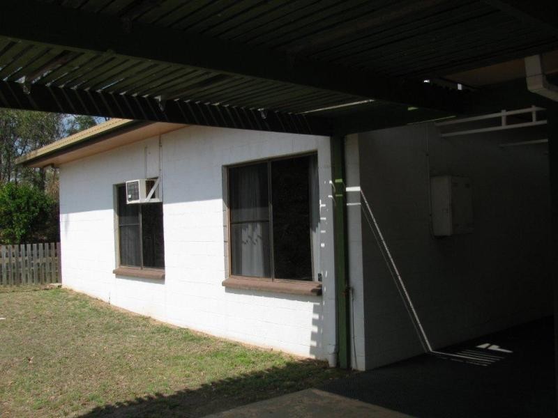 2/21 Marian Close, Sun Valley QLD 4680