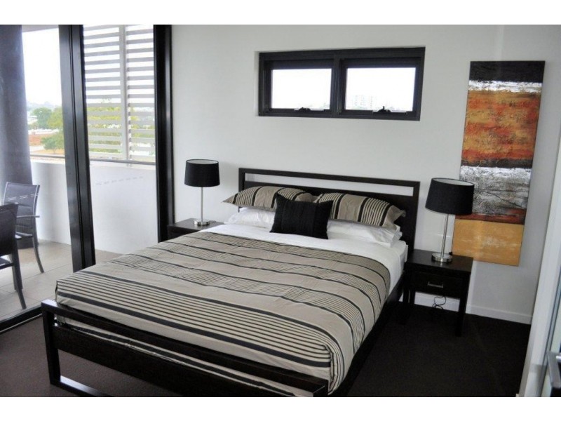 131/64 Glenlyon Street, Gladstone QLD 4680