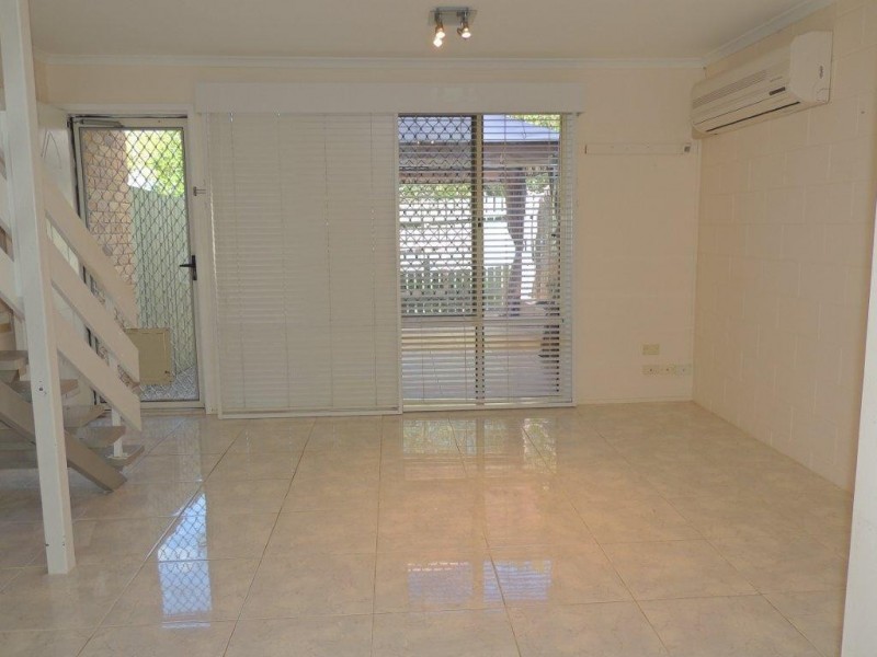 2/38 Marten Street, Gladstone QLD 4680