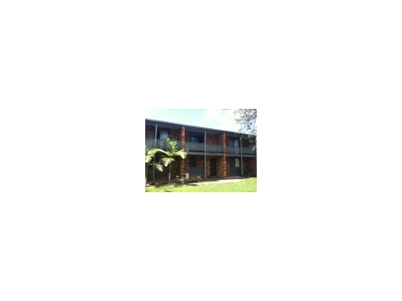 2/143 Toolooa Street, South Gladstone QLD 4680