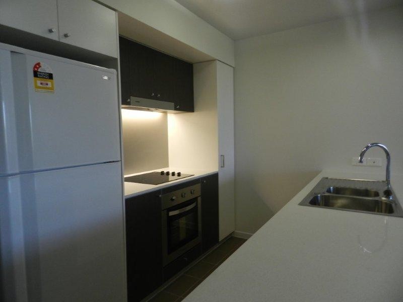 212/60 Glenlyon Street, Gladstone QLD 4680