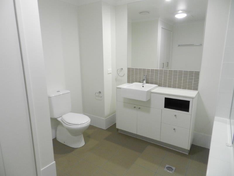 122/64 Glenlyon Street, Gladstone QLD 4680