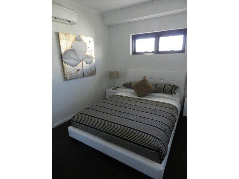 234/64 Glenlyon Street, Gladstone QLD 4680