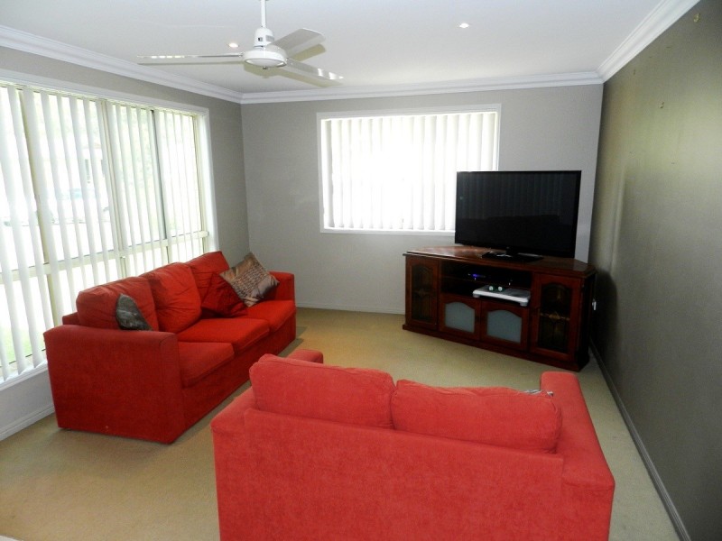 9 Lauren Court, South Gladstone QLD 4680