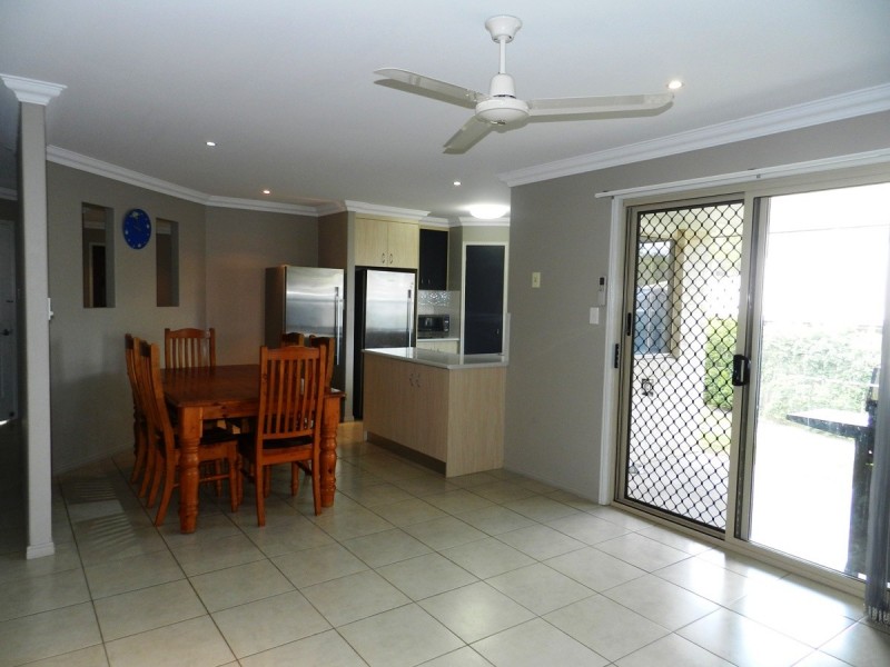 9 Lauren Court, South Gladstone QLD 4680