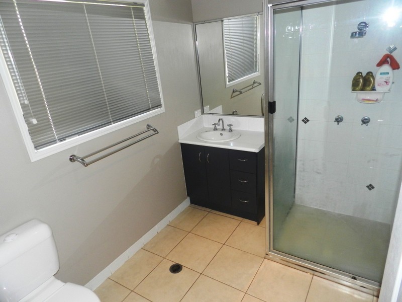 9 Lauren Court, South Gladstone QLD 4680