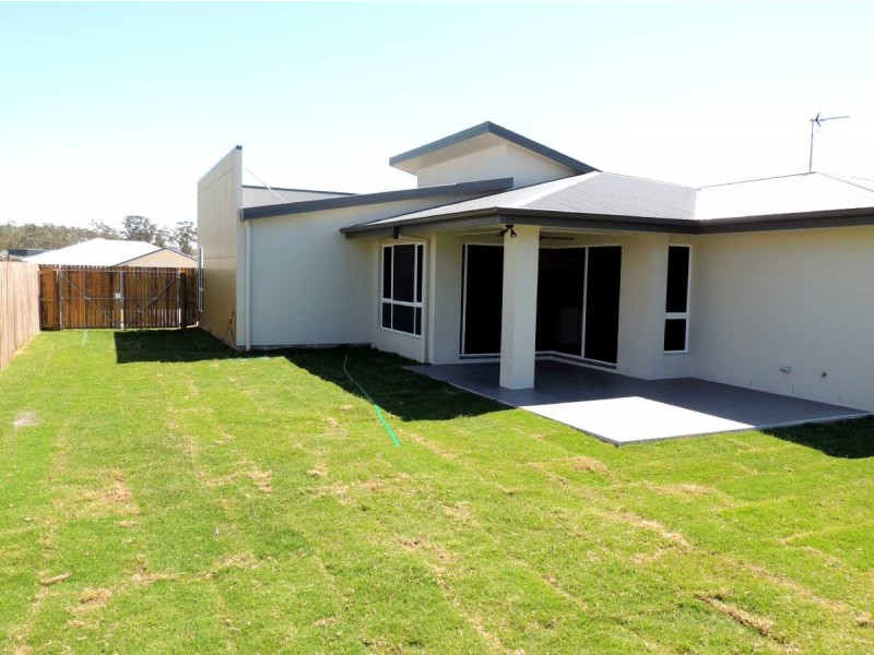 13 Bellbird Circuit, Kirkwood QLD 4680