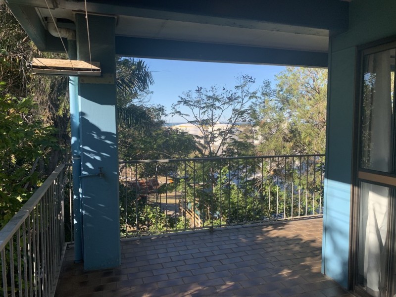 6/8 Yarroon Street, Gladstone QLD 4680