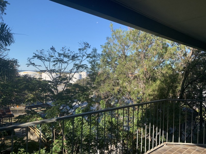 6/8 Yarroon Street, Gladstone QLD 4680