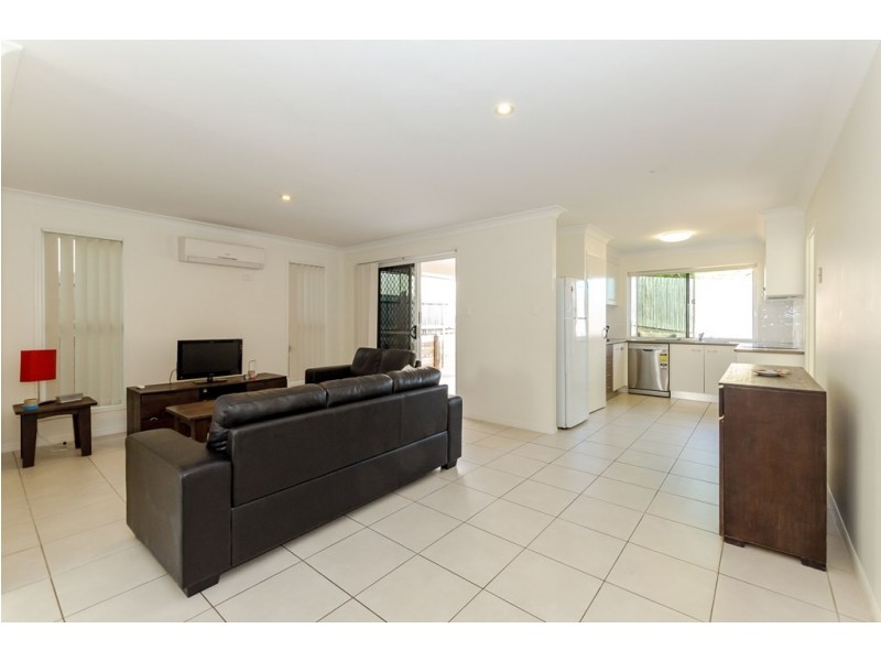 9 Stewart Street, West Gladstone QLD 4680