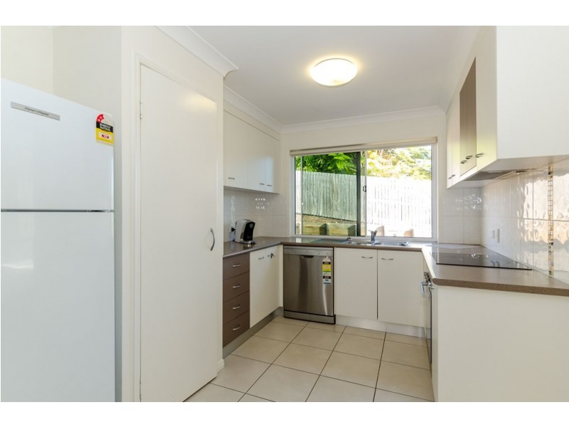 9 Stewart Street, West Gladstone QLD 4680