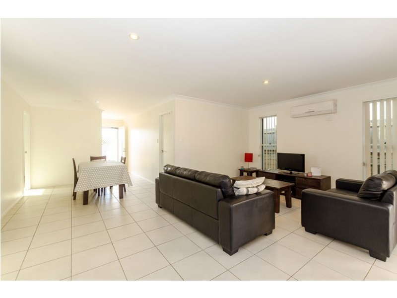 9 Stewart Street, West Gladstone QLD 4680