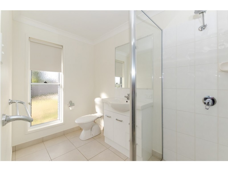 9 Stewart Street, West Gladstone QLD 4680