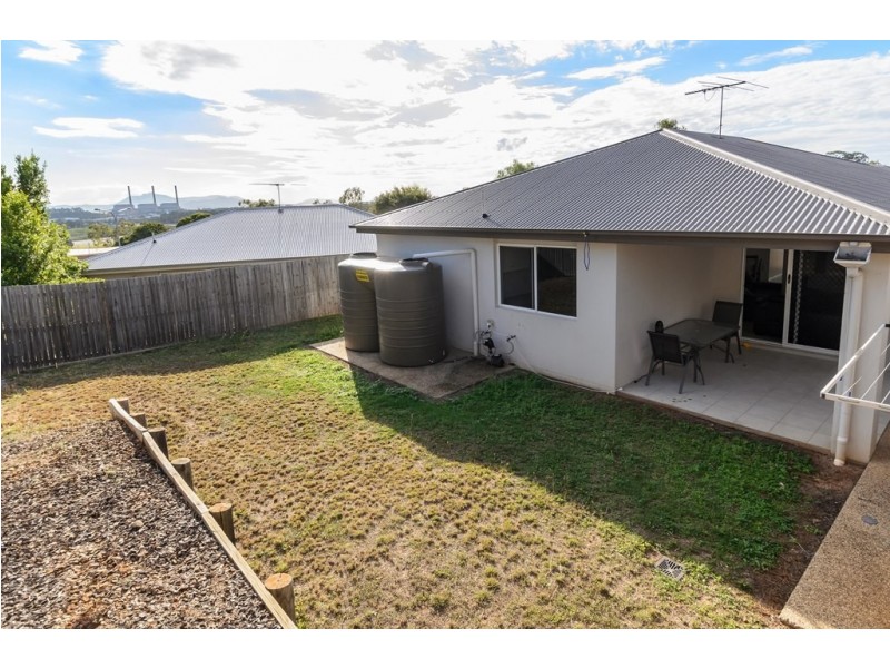 9 Stewart Street, West Gladstone QLD 4680