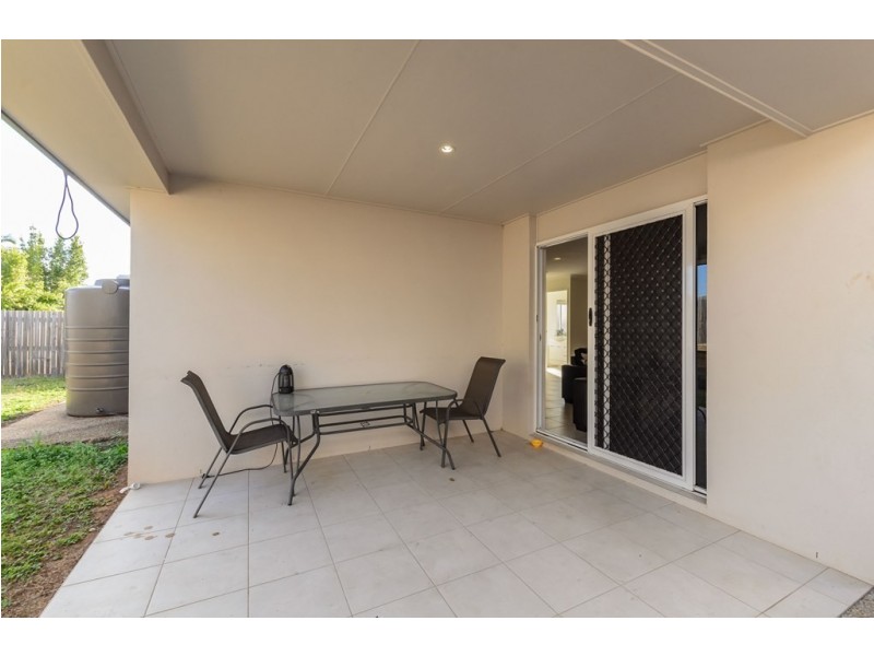 9 Stewart Street, West Gladstone QLD 4680