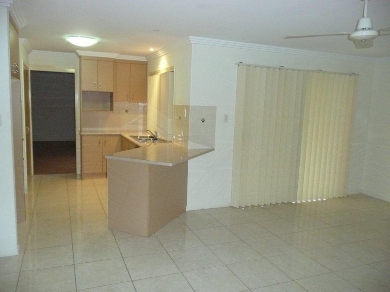 5 Daydream Drive, Clinton QLD 4680
