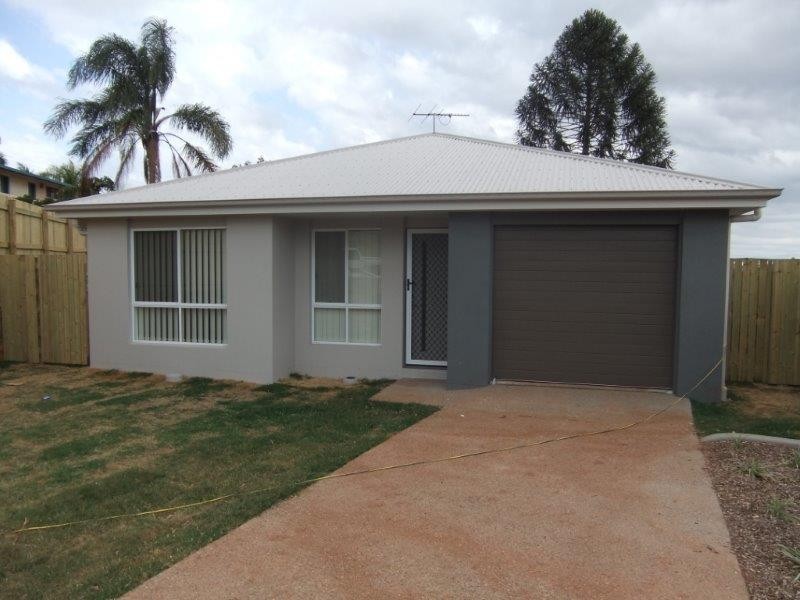 11 Stewart Street, West Gladstone QLD 4680