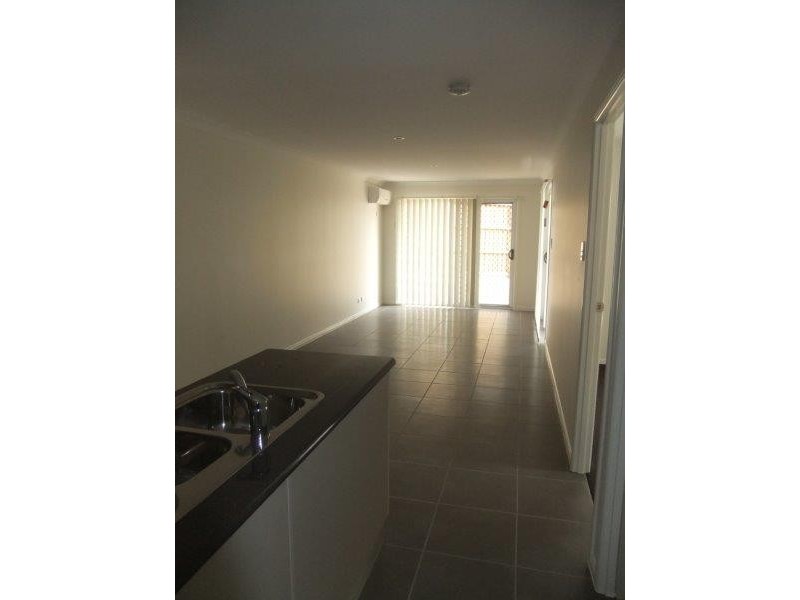 11 Stewart Street, West Gladstone QLD 4680