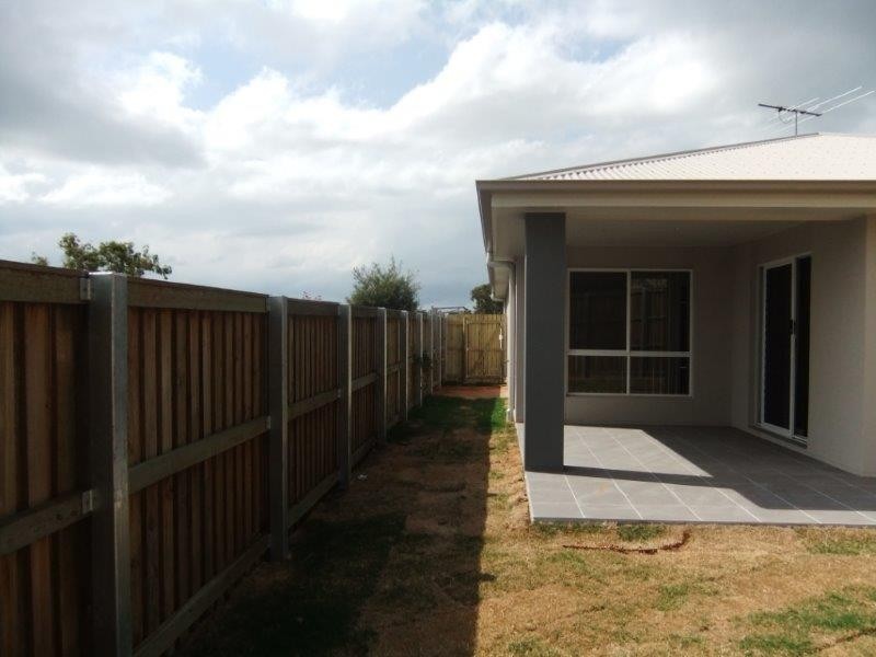 11 Stewart Street, West Gladstone QLD 4680