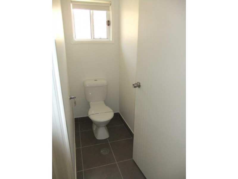 11 Stewart Street, West Gladstone QLD 4680