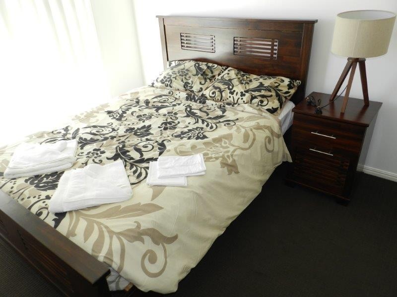 11 Stewart Street, West Gladstone QLD 4680