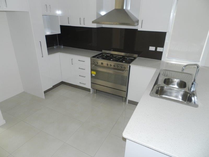 3/230 Auckland Street, South Gladstone QLD 4680