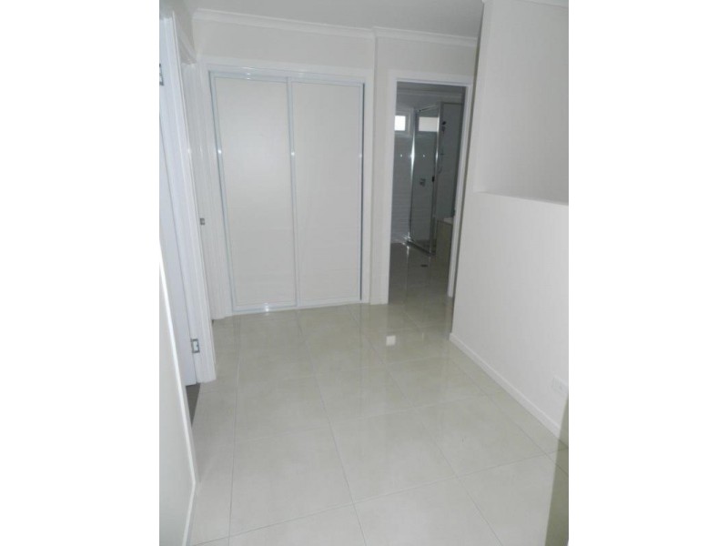 3/230 Auckland Street, South Gladstone QLD 4680