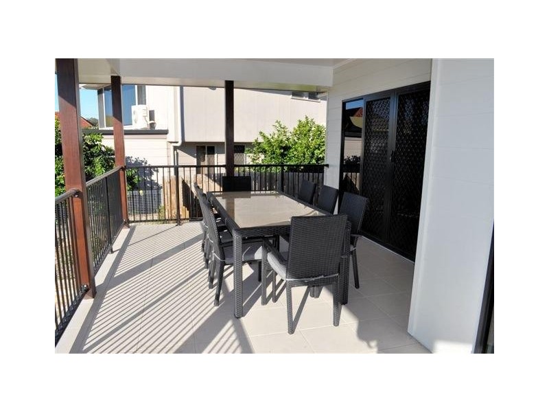 5B Worthington, West Gladstone QLD 4680