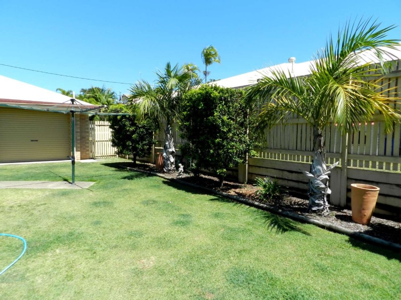 9 Lady Elliot Court, New Auckland QLD 4680