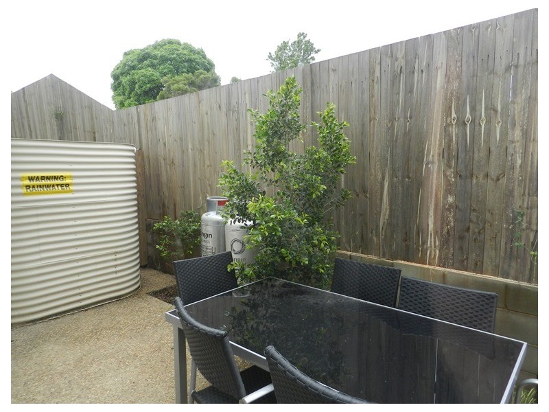 6/4 Rossella, West Gladstone QLD 4680