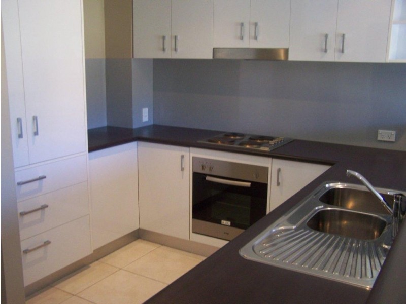 12/25 Roberts Street, South Gladstone QLD 4680