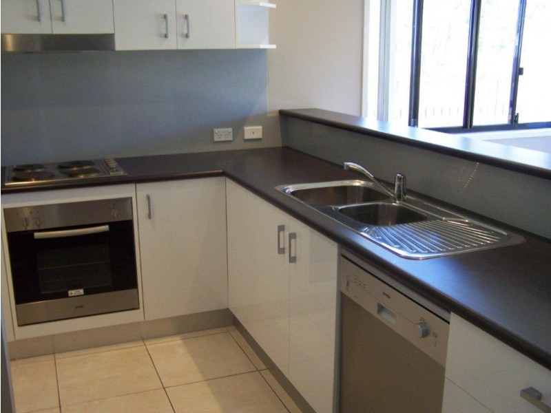 12/25 Roberts Street, South Gladstone QLD 4680