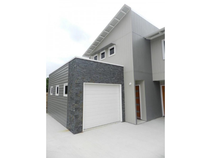 1/230 Auckland Street, South Gladstone QLD 4680