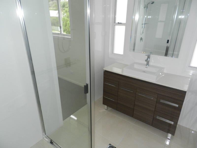 1/230 Auckland Street, South Gladstone QLD 4680