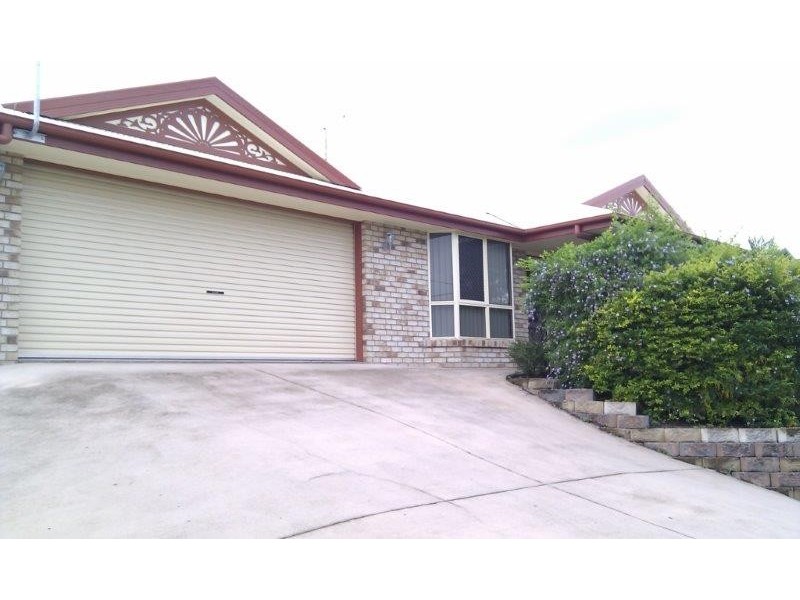 5 Daydream Drive, Clinton QLD 4680