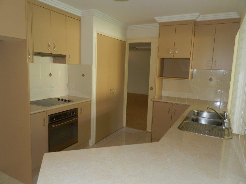 5 Daydream Drive, Clinton QLD 4680