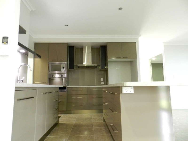 9 Cressbrook Street, Clinton QLD 4680